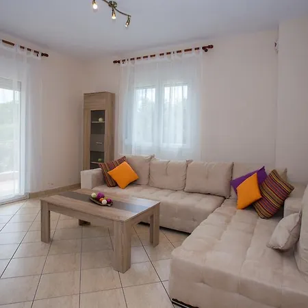 Appartement Mantos *